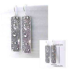 VINTAGE SILVERY EARRINGS